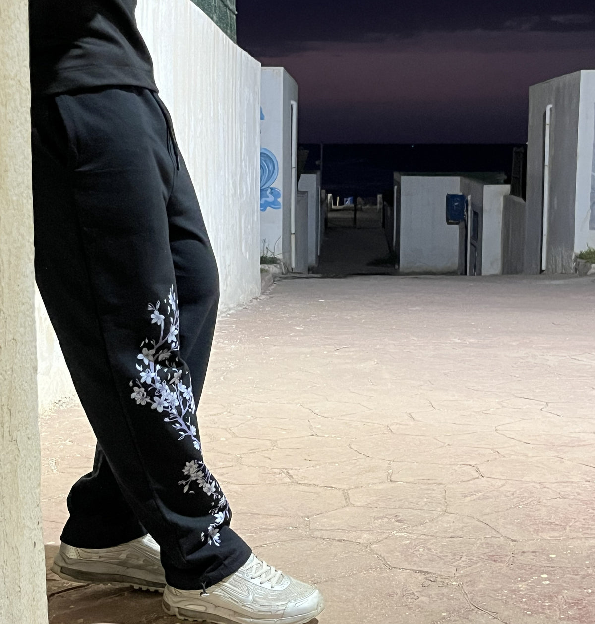 joggers flower